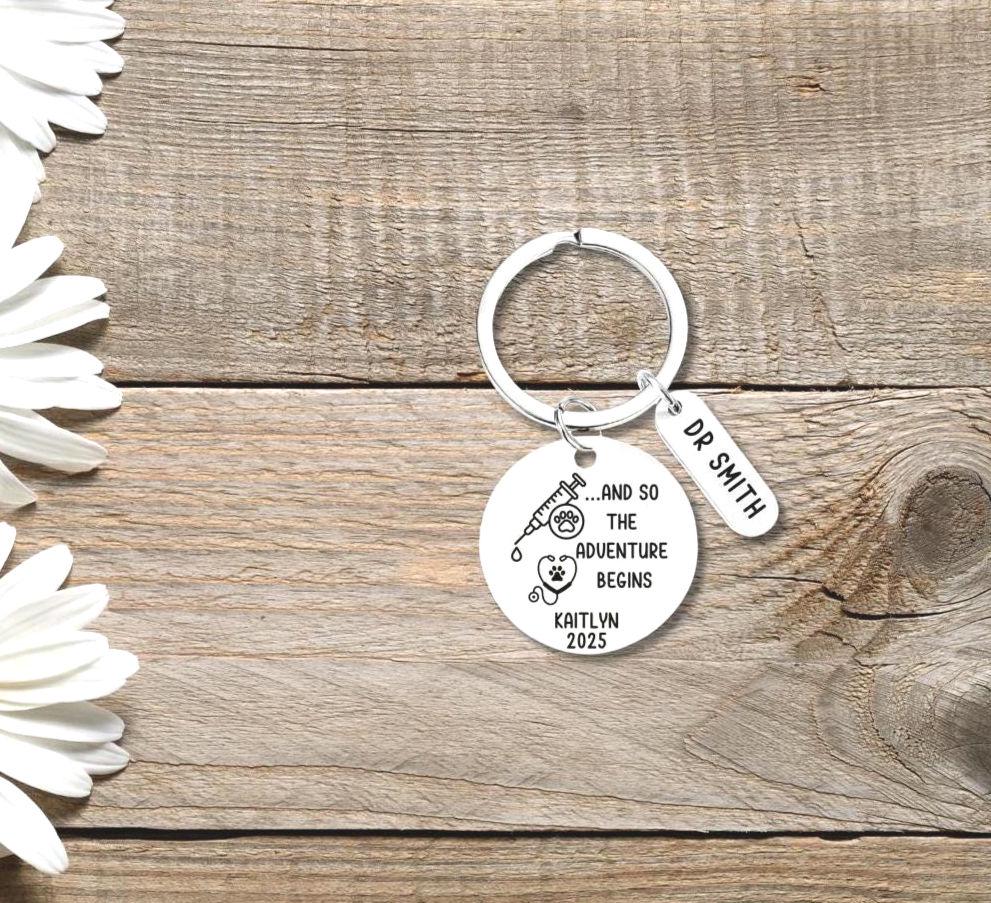 Personalized veterinary Graduation Engraved keychain paw print Key Ring commencement Gifts for her custom graduation keychain vet tech gift