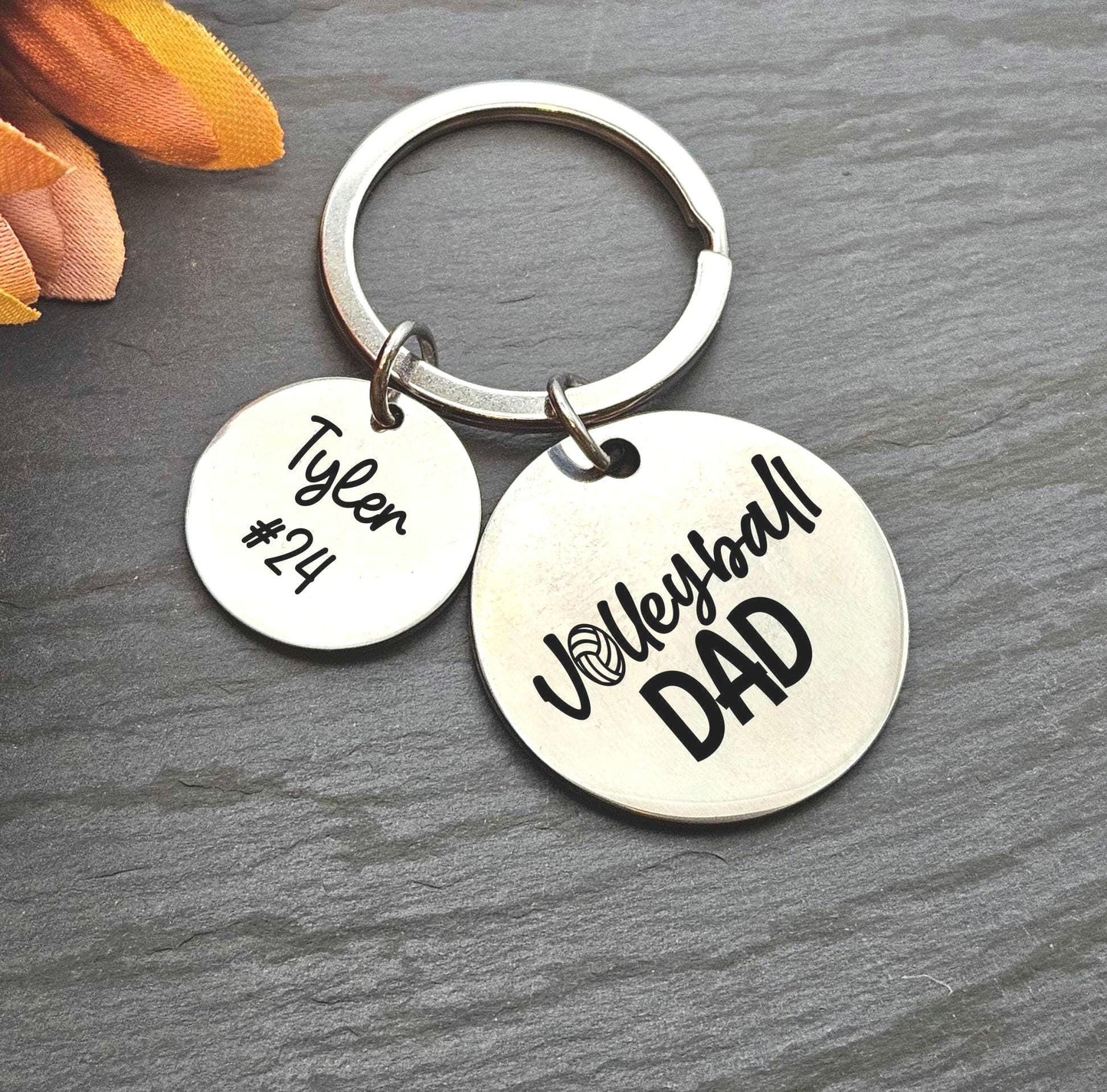 Personalized Volleyball Mom or Dad keychain Key Ring Gifts parents sports mom custom keychain volleyball lover gift key sports fan keychain