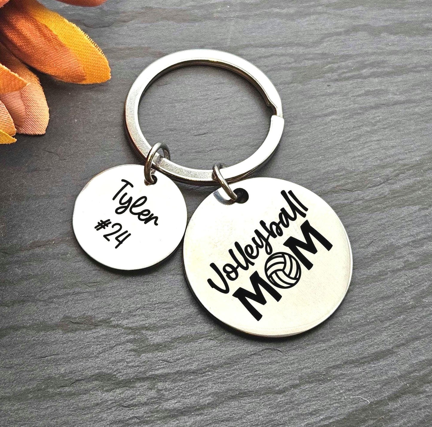 Personalized Volleyball Mom or Dad keychain Key Ring Gifts parents sports mom custom keychain volleyball lover gift key sports fan keychain